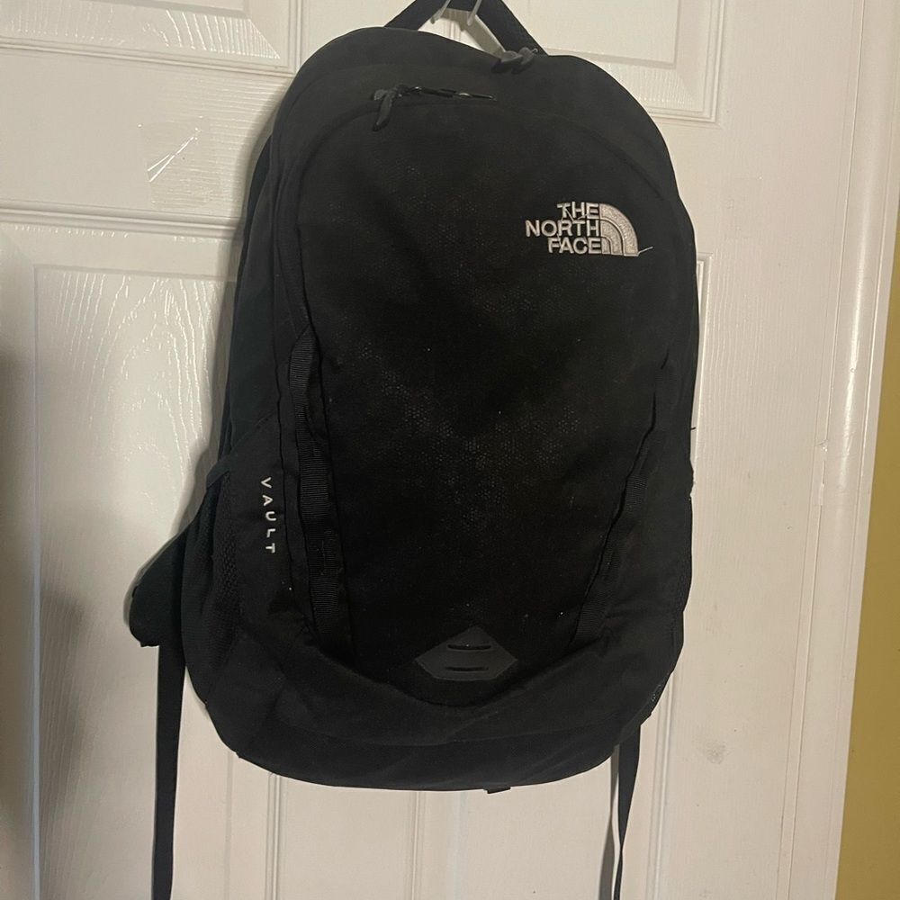 The North Face Unisex Black Vault Backpack